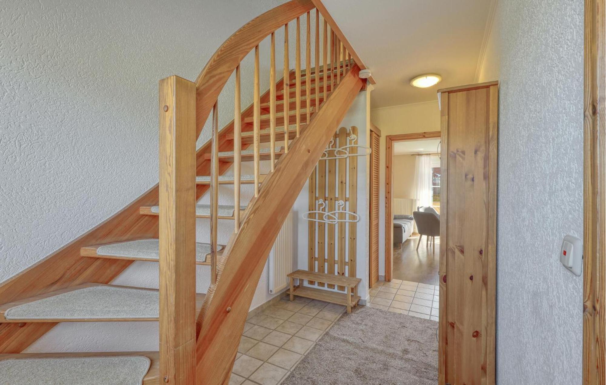 Nice Home In Toenning With Kitchen Exteriör bild
