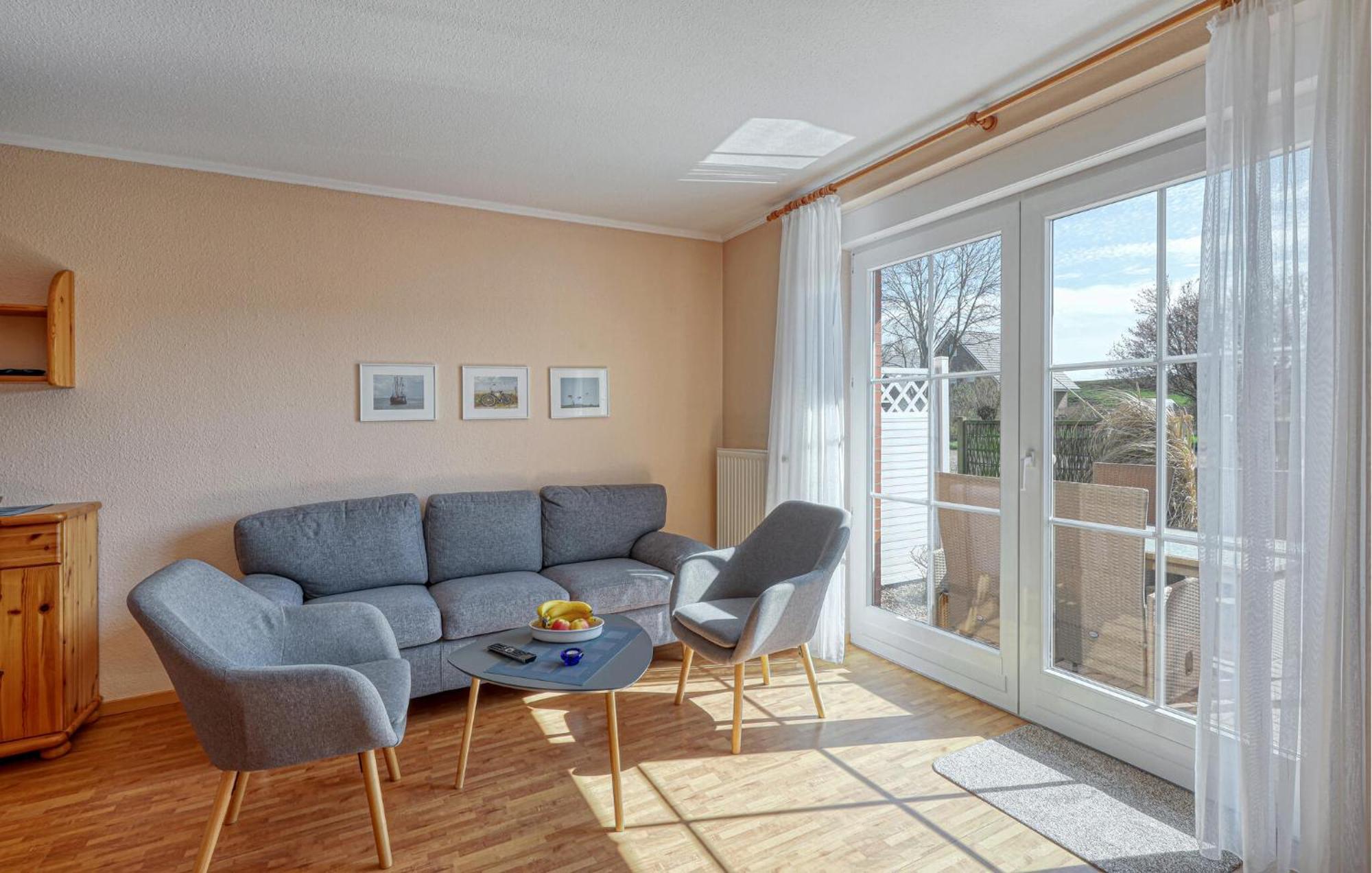 Nice Home In Toenning With Kitchen Exteriör bild