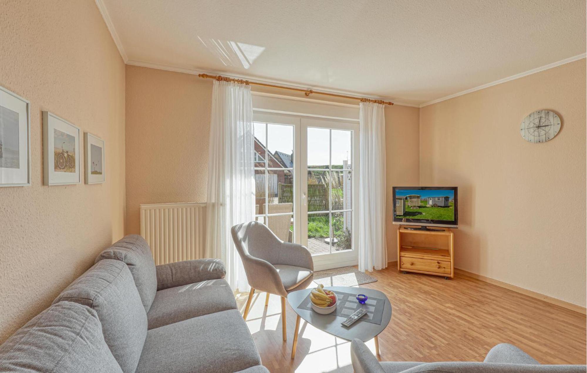 Nice Home In Toenning With Kitchen Exteriör bild